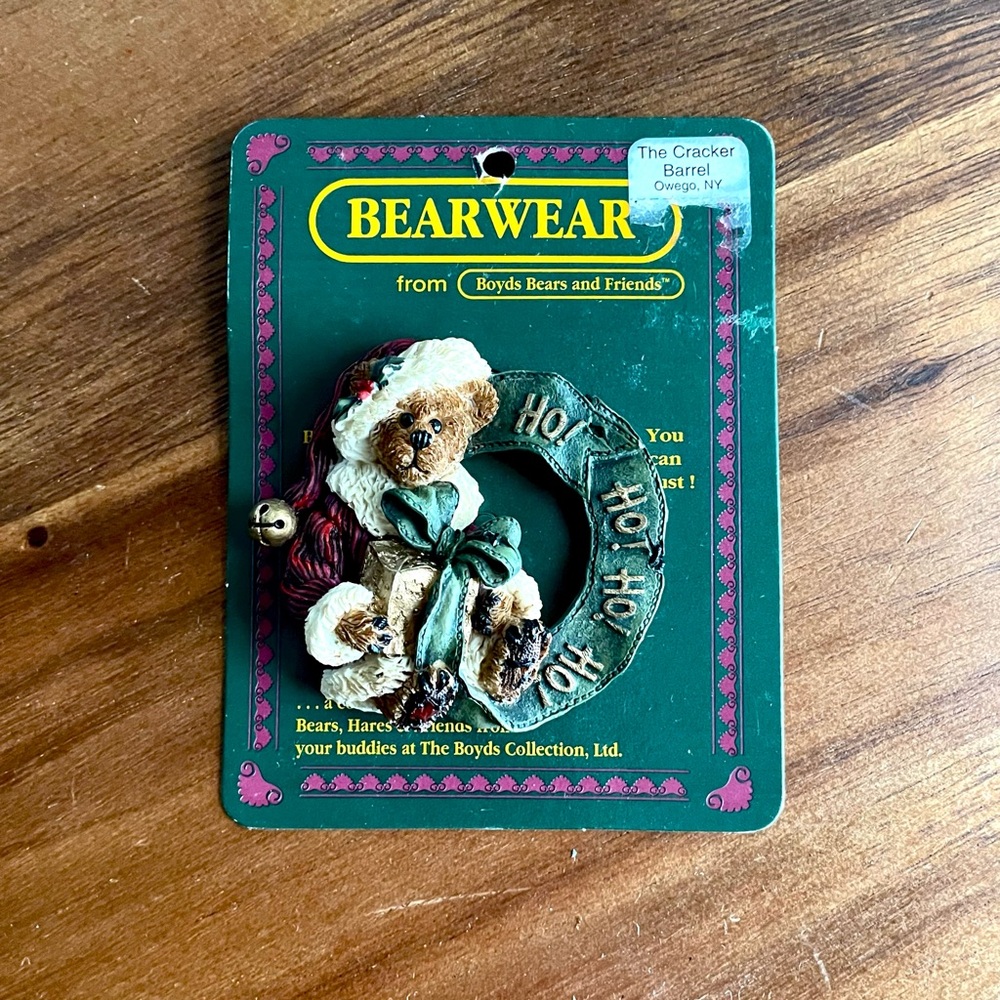 **VINTAGE** Boyds Bears 1995 BEARWEAR PIN STYLE #26017 Pin/Brooch - Christmas
